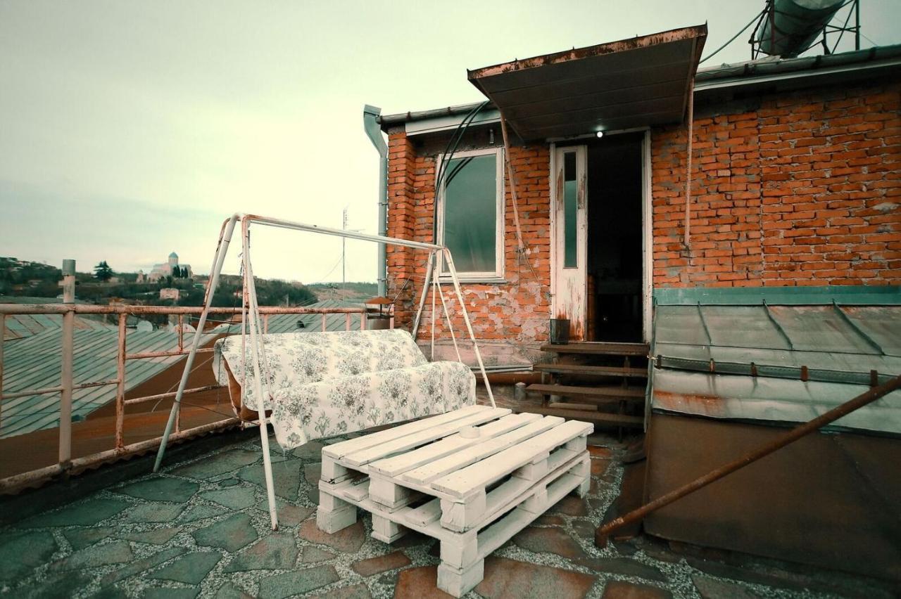 Гостевой дом Old Кутаиси Экстерьер фото